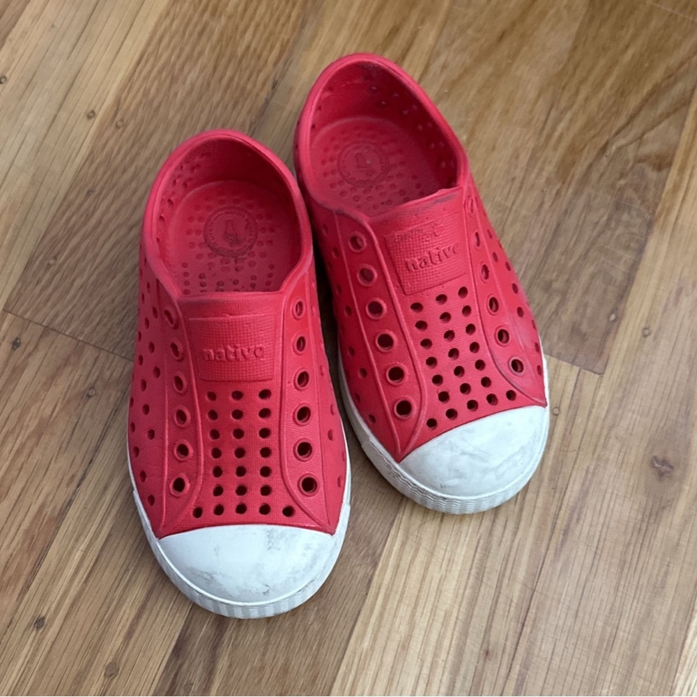 Native shoes c7